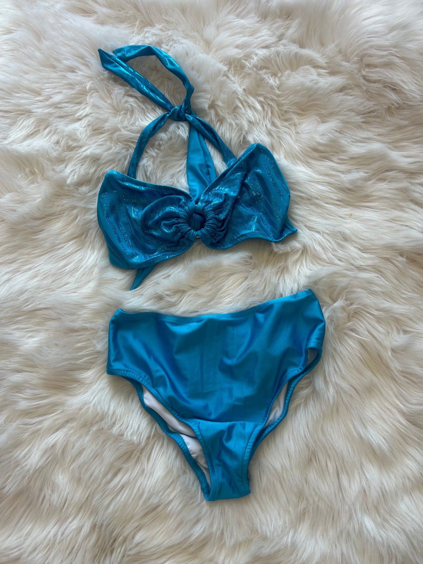 Bikini de top candy silueta halter panty tiro alto